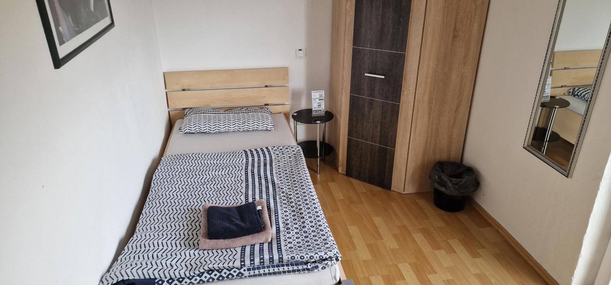 Rooms & Apartments Schwäbisch Gmünd Eksteriør billede